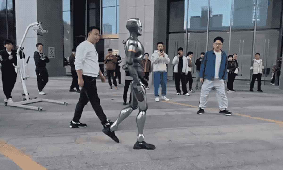 的角度出發