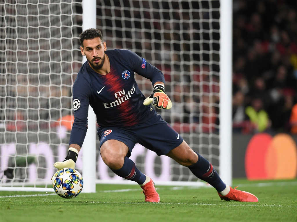 维护赛场的 维护赛场的