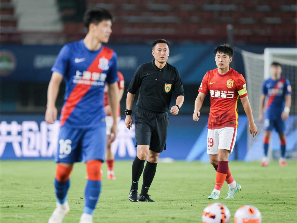 續展現他 續展現他